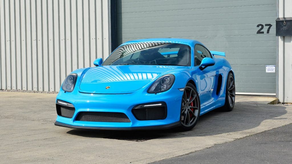 Porsche Cayman GT4